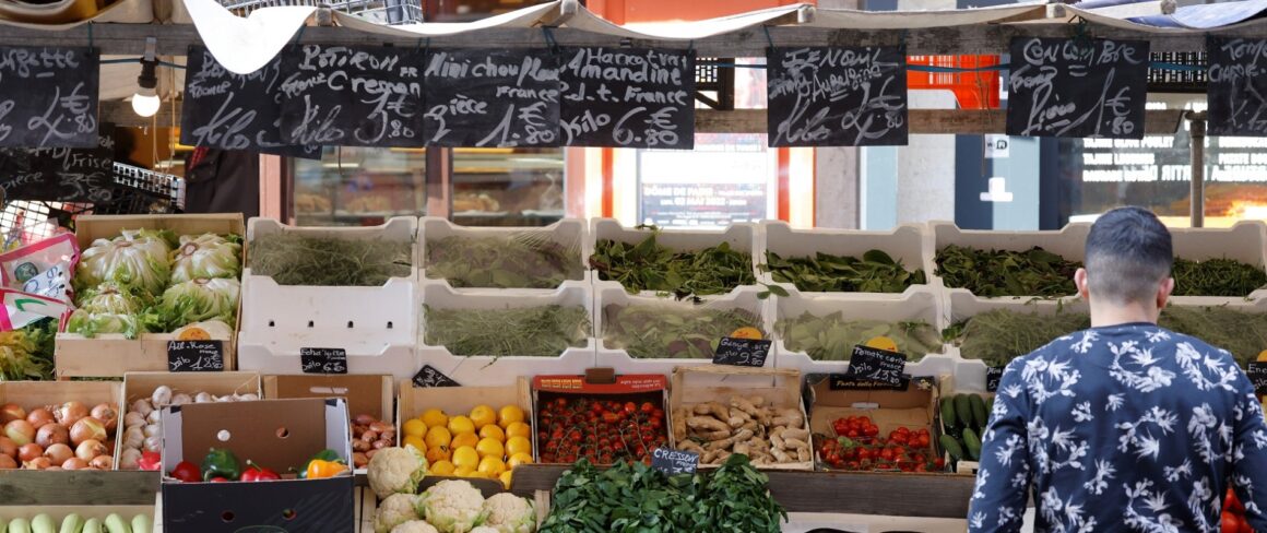 Des milliards d’euros et le nucléaire, la recette d’une inflation contenue en France Des milliards d’euros et le nucléaire, la recette d’une inflation contenue en France