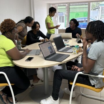 Une mobilisation limitée lors de la première journée des ateliers parcoursup du Crij Guadeloupe, jeudi 22 février 2024 à la Maison de l'insertion de la cohésion sociale à Petit-Bourg. Photo : FB Petit-Bourg Une mobilisation limitée lors de la première journée des ateliers parcoursup du Crij Guadeloupe, jeudi 22 février 2024 à la Maison de l'insertion de la cohésion sociale à Petit-Bourg. Photo : FB Petit-Bourg