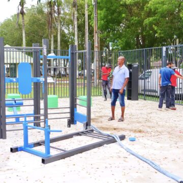 La commune de Lamentin s’équipe d’une aire de fitness extérieure implantée dans le bourg, au parc de la verdure. Photo : Ville Lamentin Guadeloupe La commune de Lamentin s’équipe d’une aire de fitness extérieure implantée dans le bourg, au parc de la verdure. Photo : Ville Lamentin Guadeloupe