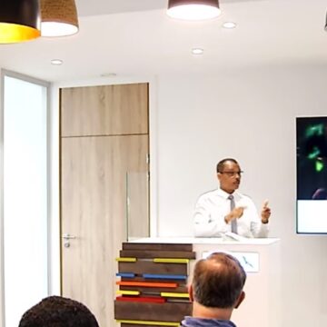 Rodrigue Solitude, directeur général par intérim du Comité du Tourisme des Îles de Guadeloupe, le 30 avril 2024 dans les nouveaux bureaux de l'Immeuble Antharès à Dothémare, lors de la présentation de l'opération de promotion touristique intrainsulaire "Bonjour Les Îles de Guadeloupe". Rodrigue Solitude, directeur général par intérim du Comité du Tourisme des Îles de Guadeloupe, le 30 avril 2024 dans les nouveaux bureaux de l'Immeuble Antharès à Dothémare, lors de la présentation de l'opération de promotion touristique intrainsulaire "Bonjour Les Îles de Guadeloupe".