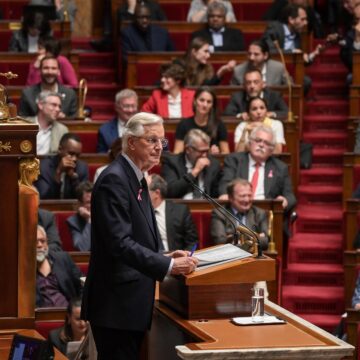 Le Premier ministre Michel Barnier prononce, ce mardi 1er octobre 2024, sa déclaration de politique générale, devant les députés à l’Assemblée nationale, à Paris. Photo : Isa Harsin/Sipa Le Premier ministre Michel Barnier prononce, ce mardi 1er octobre 2024, sa déclaration de politique générale, devant les députés à l’Assemblée nationale, à Paris. Photo : Isa Harsin/Sipa