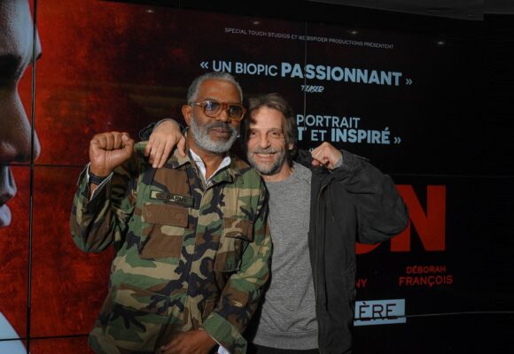 Jean-Claude Barny (à g.) et Matthieu Kassovitz (à d.) a l’avant-première du film Fanon a l UGC CITE CINE les Halles à Paris le 27 mars. Photo :Thierry le Fouille / Sipa
