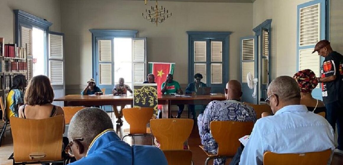 Mercredi 30 avril, conférence de presse des organisations indépendantistes et anticolonialistes de Guadeloupe qui demandent des réparations « matérielles et financières » aux descendants des propriétaires d'esclaves. Photo : DR