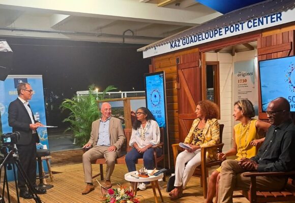 Ce vendredi 26 septembre, lancement de Ti-Kozé, l’émission vidéo du Port autonome de Guadeloupe consacrée à l'histoire et aux enjeux stratégiques de la plateforme portuaire, diffusée dans le cadre des 50 ans de l’institution. Photo : Port autonome de Guaeloupe