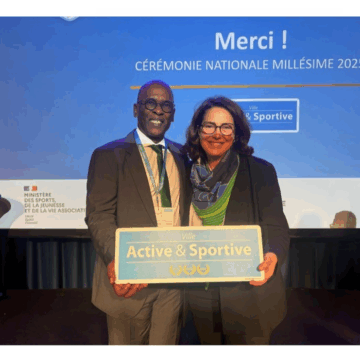 Harry Durimel, maire de Pointe-à-Pitre, reçoit le label "Ville active et sportive" lors de la cérémonie de remise à Nice, le 30 octobre. Photo : Ville de Pointe-à-Pitre Harry Durimel, maire de Pointe-à-Pitre, reçoit le label "Ville active et sportive" lors de la cérémonie de remise à Nice, le 30 octobre. Photo : Ville de Pointe-à-Pitre