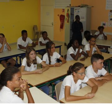 Des élèves en classe en Guadeloupe. Photo d’illustration : Gilles Morel / Sipa Des élèves en classe en Guadeloupe. Photo d’illustration : Gilles Morel / Sipa